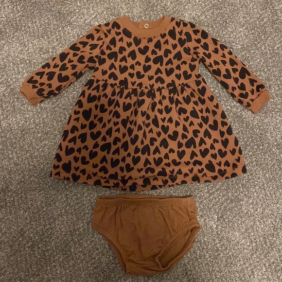 Carter’s Dress - Picture 1 of 5